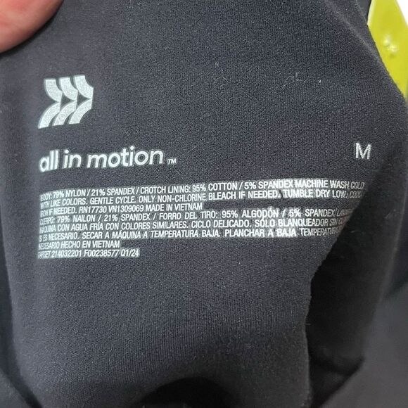 All in Motion Black Women’s Everyday Soft Ultra High-Rise  Leggings, Size M, NWT - Picture 3 of 9